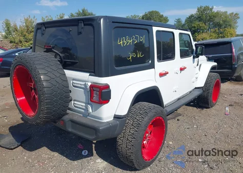 2018 Jeep Wrangler Unlimited Sahara 4X4 from USA, damaged, VIN 1C4HJXEG7JW174936